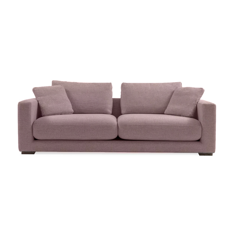 Our Belt Sofa arrives with a modern design, comfortable both in your seat and on your back, where the combination of springs of different types and the magic of the pen makes it a unique factor. Delicate seams where its simplicity is its very charm and marks the Belt as a differentiating product within our sofas.