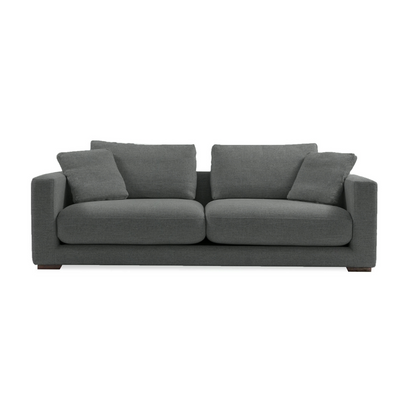 Our Belt Sofa arrives with a modern design, comfortable both in your seat and on your back, where the combination of springs of different types and the magic of the pen makes it a unique factor. Delicate seams where its simplicity is its very charm and marks the Belt as a differentiating product within our sofas.