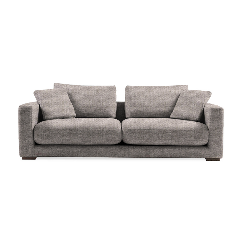 Our Belt Sofa arrives with a modern design, comfortable both in your seat and on your back, where the combination of springs of different types and the magic of the pen makes it a unique factor. Delicate seams where its simplicity is its very charm and marks the Belt as a differentiating product within our sofas.